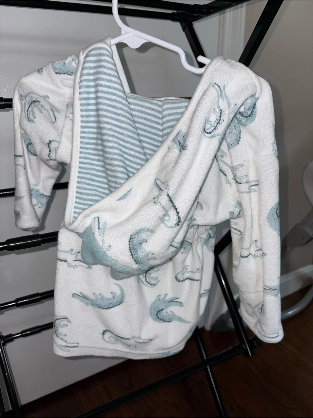 Carter's Just One You Hooded Baby Alligator Robe in White & Teal